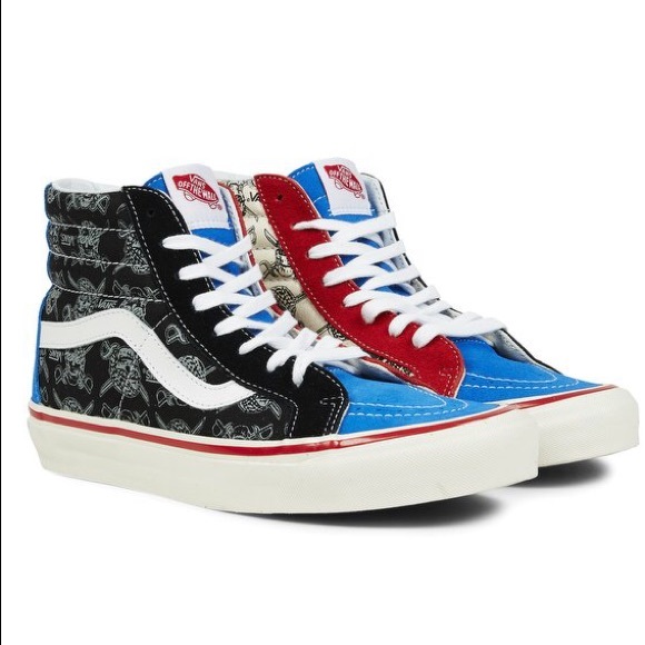 vans pirate skulls